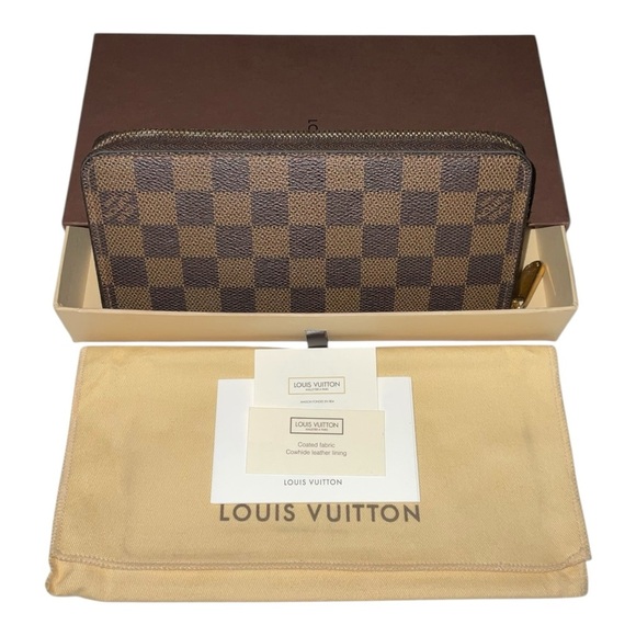 Louis Vuitton Damier Ebene Sarah Wallet - Picture 1 of 16